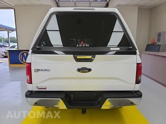 2017 Ford F-150 XLT Crew Cab Medium Bed - miniatura 5