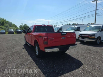 2017 Ford F-150 XLT Crew Cab Medium Bed – miniatura 2