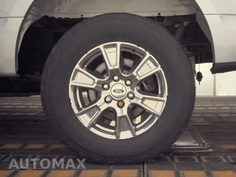 2017 Ford F-150 XLT Crew Cab Medium Bed – miniatura 12