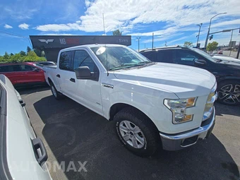 2017 Ford F-150 XLT Crew Cab Medium Bed - miniatura 4