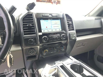 2017 Ford F-150 XLT Crew Cab Medium Bed - miniatura 10