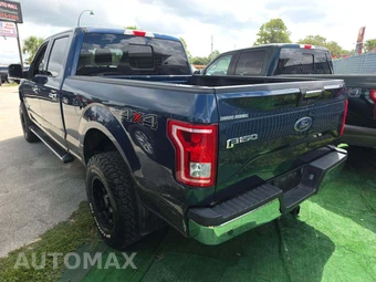 2017 Ford F-150 XLT Crew Cab Medium Bed - miniatura 2