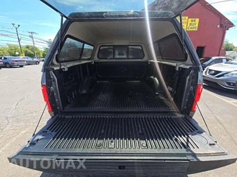 2017 Ford F-150 XLT Crew Cab Medium Bed - miniatura 14