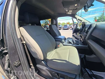 2017 Ford F-150 XLT Crew Cab Medium Bed - miniatura 18
