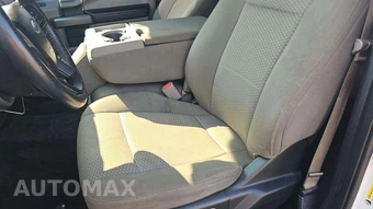 2017 Ford F-150 XLT Crew Cab Medium Bed - miniatura 32