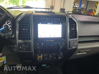 2017 Ford F-150 XLT Crew Cab Medium Bed – miniatura 10