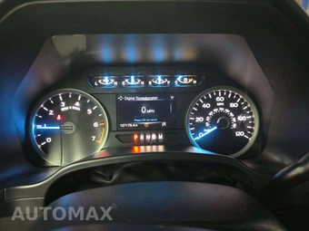 2017 Ford F-150 XLT Crew Cab Medium Bed – miniatura 9