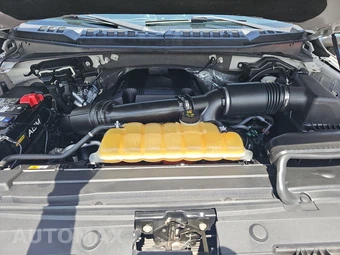 2017 Ford F-150 XLT Crew Cab Medium Bed - miniatura 15