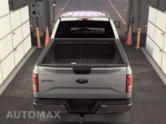 2017 Ford F-150 XLT Crew Cab Medium Bed - miniatura 5