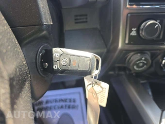 2017 Ford F-150 XLT Crew Cab Medium Bed – miniatura 5