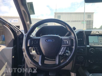 2017 Ford F-150 XLT Crew Cab Medium Bed - miniatura 10