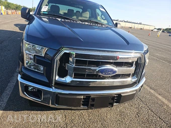 2017 Ford F-150 XLT Crew Cab Short Bed - miniatura 2