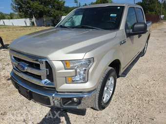 2017 Ford F-150 XLT Crew Cab Short Bed