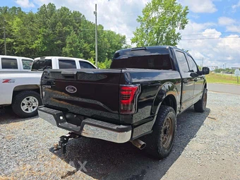 2017 Ford F-150 XLT Crew Cab Short Bed - miniatura 3