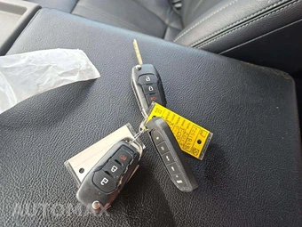 2017 Ford F-150 XLT Crew Cab Short Bed - miniatura 8