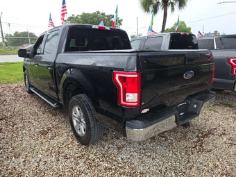 2017 Ford F-150 XLT Crew Cab Short Bed - miniatura 2