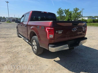 2017 Ford F-150 XLT Crew Cab Short Bed - miniatura 2