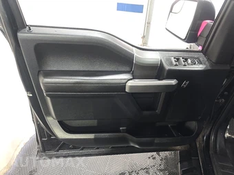 2017 Ford F-150 XLT Crew Cab Short Bed - miniatura 9