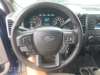 2017 Ford F-150 XLT Crew Cab Short Bed - miniatura 10