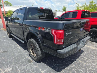 2017 Ford F-150 XLT Crew Cab Short Bed - miniatura 2