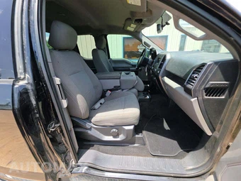 2017 Ford F-150 XLT Extended Cab Medium Bed w/Rear Doors – miniatura 15