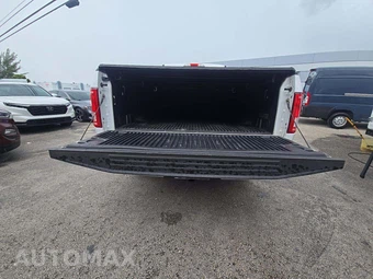 2017 Ford F-150 XLT Extended Cab Medium Bed w/Rear Doors – miniatura 11