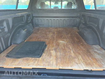 2017 Ford F-150 XLT Extended Cab Medium Bed w/Rear Doors - miniatura 16