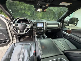 2017 Ford F-450 Platinum - miniatura 12