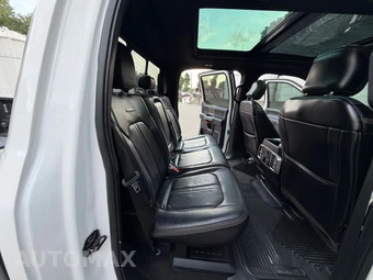 2017 Ford F-450 Platinum - miniatura 15