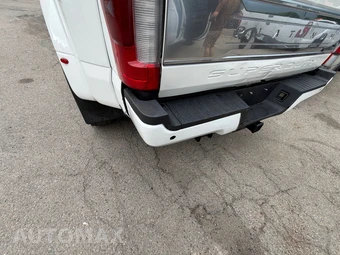 2017 Ford F-450 Platinum - miniatura 27