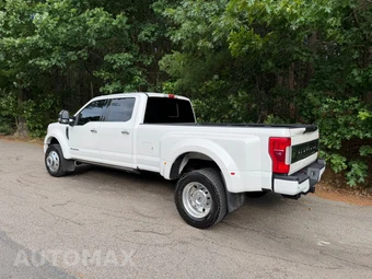 2017 Ford F-450 Platinum - miniatura 3