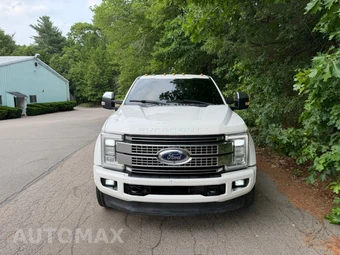 2017 Ford F-450 Platinum - miniatura 8