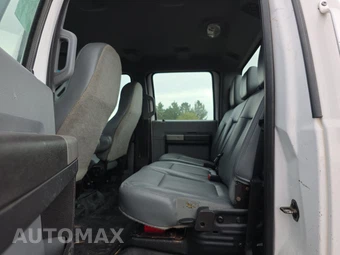 2017 Ford F-650 Base - miniatura 13