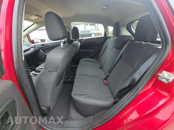 2017 Ford Fiesta SE Hatchback – miniatura 13