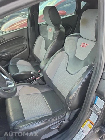 2017 Ford Fiesta ST Hatchback – miniatura 13