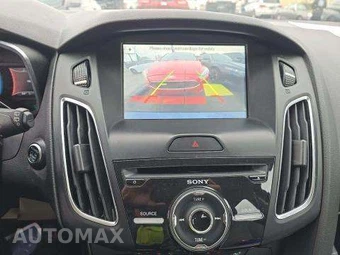 2017 Ford Focus Electric Hatchback – miniatura 28