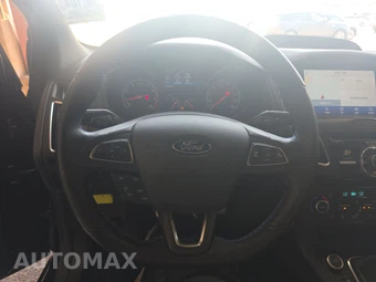 2017 Ford Focus RS Hatchback - miniatura 10