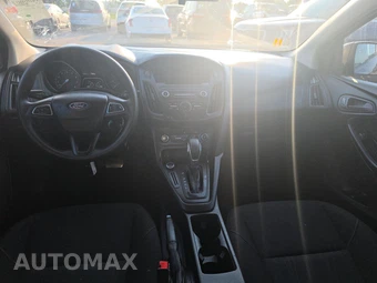 2017 Ford Focus S Sedan - miniatura 11