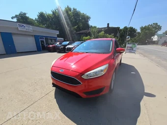 2017 Ford Focus SE Hatchback