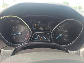 2017 Ford Focus SE Hatchback – miniatura 9