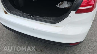 2017 Ford Focus SE Sedan – miniatura 23