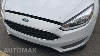 2017 Ford Focus SE Sedan – miniatura 31