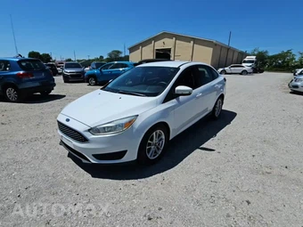 2017 Ford Focus SE Sedan