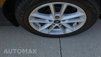 2017 Ford Focus SE Sedan – miniatura 36