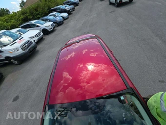 2017 Ford Focus SE Sedan - miniatura 9