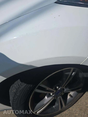 2017 Ford Focus SE Sedan – miniatura 23