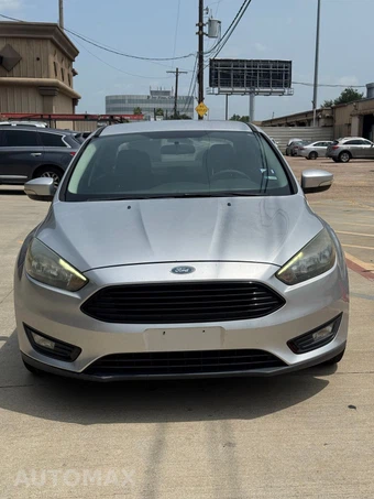 2017 Ford Focus SE Sedan - samochód z USA z aukcji Manheim, oferta Kup Teraz w AUTOMAX