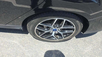 2017 Ford Focus SEL Sedan – miniatura 26