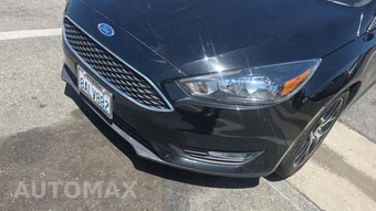 2017 Ford Focus SEL Sedan – miniatura 36