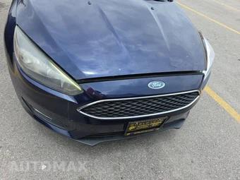 2017 Ford Focus SEL Sedan – miniatura 2